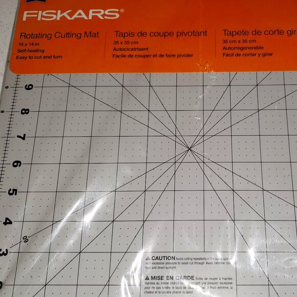 Fiskars Rotating cutting mat - Picture 1 of 3